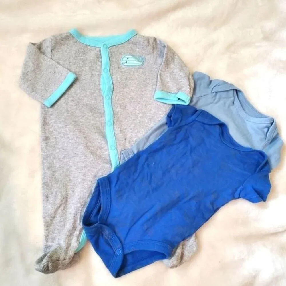 Bundle Carter's Footie Romper pajama & 2 Bodysuits‎ 3 Months snap blue gray